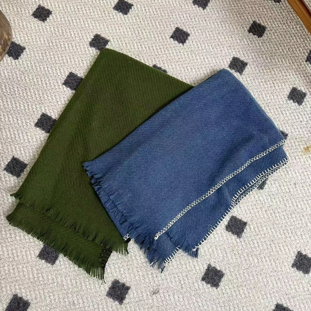 大禾选品：锁边流苏秋冬时尚百搭围巾