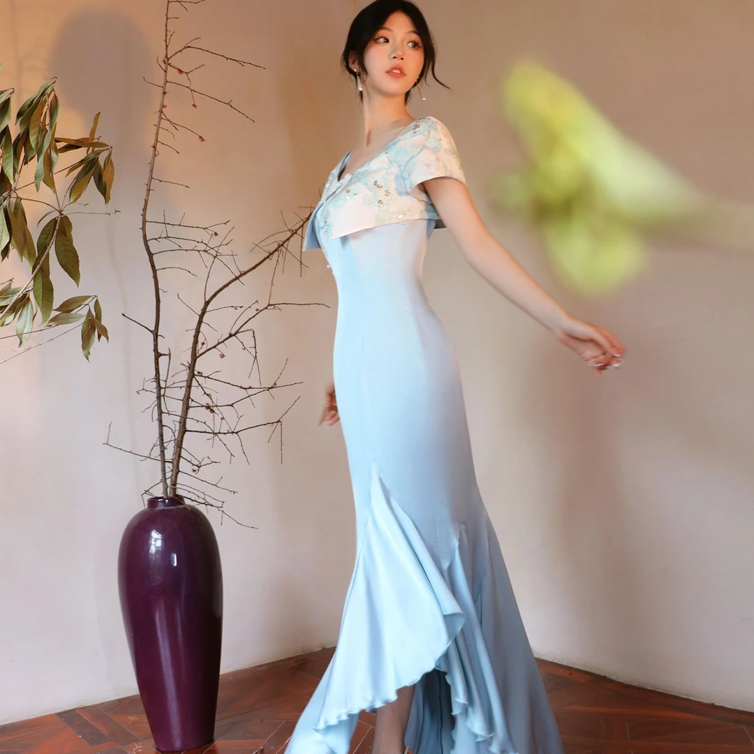 SIJINSTUDIO滴月 原创提花缎面设计感圆领鱼尾摆新中式连衣裙