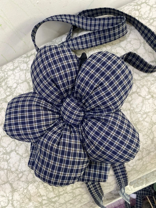 云朵花手机袋 零钱包 花型随机