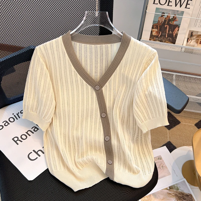 大码胖mm镂空夏季薄款冰丝T恤女宽松显瘦v领法式小香风百搭上衣潮