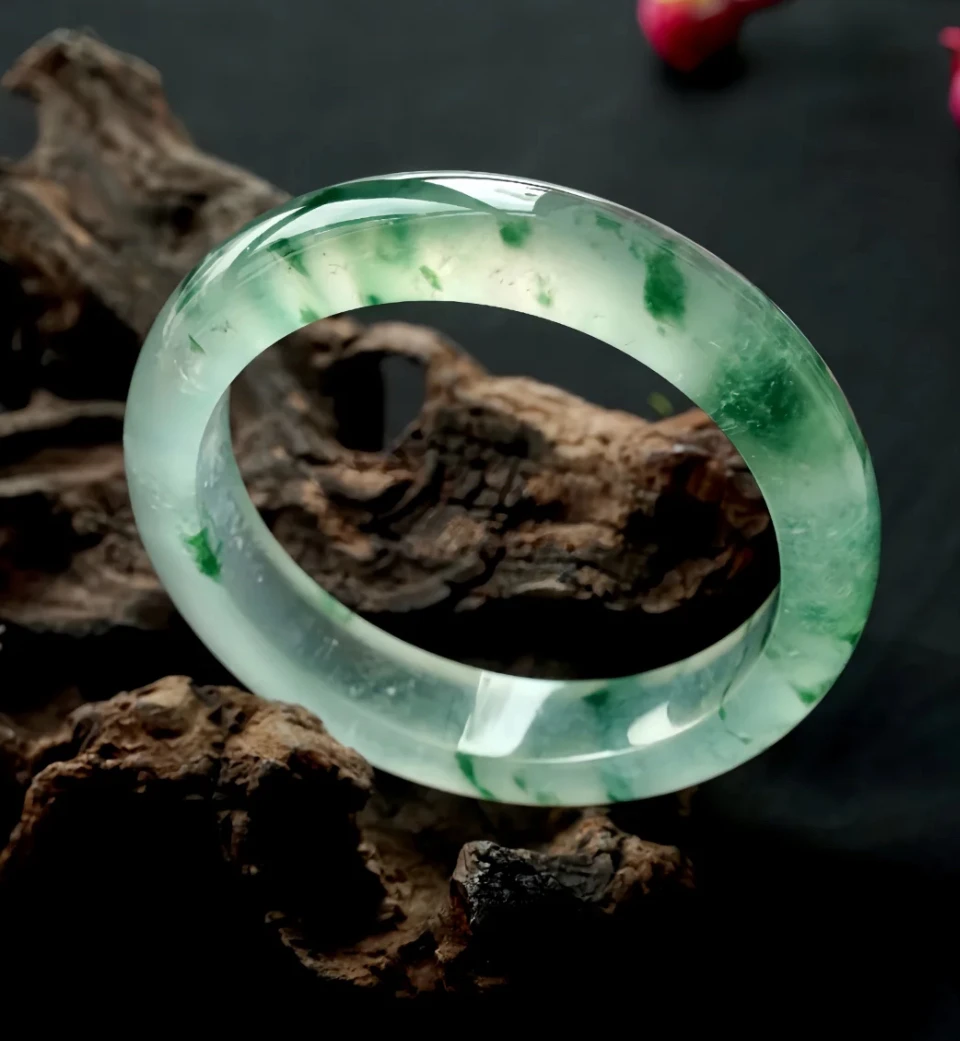 【圈口测量  新手必看】纯天然缅甸A货翡翠高冰飘绿花