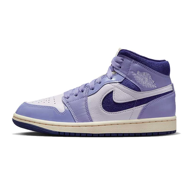 nike耐克女鞋运动鞋WMNS AIR JORDAN 1 MID SE篮球鞋DZ3745-500