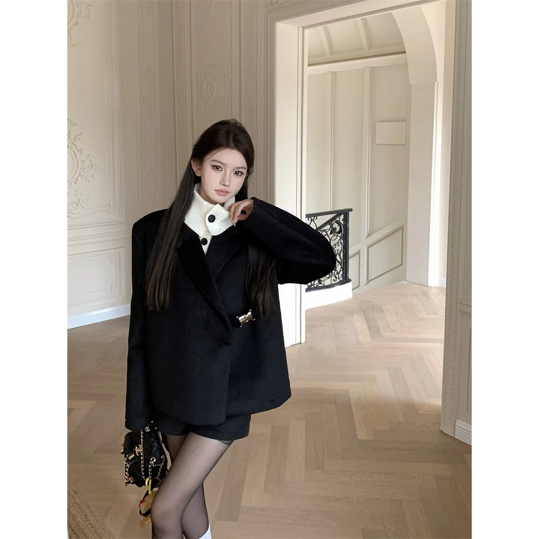 时尚套装女2024秋冬新款黑色保暖加厚毛呢西装外套高腰显腿长短裤