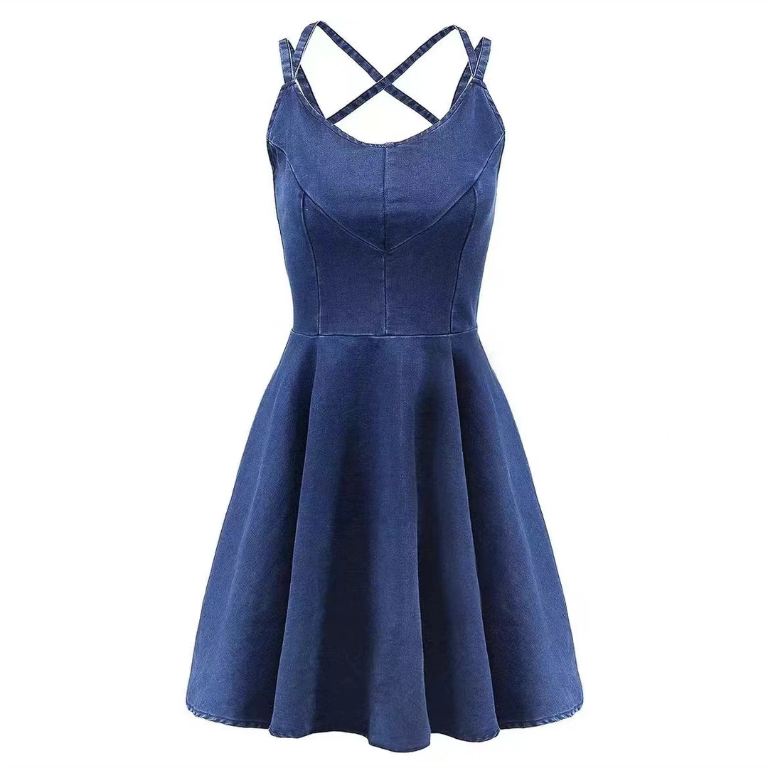 四季服饰 以直播间过款为主