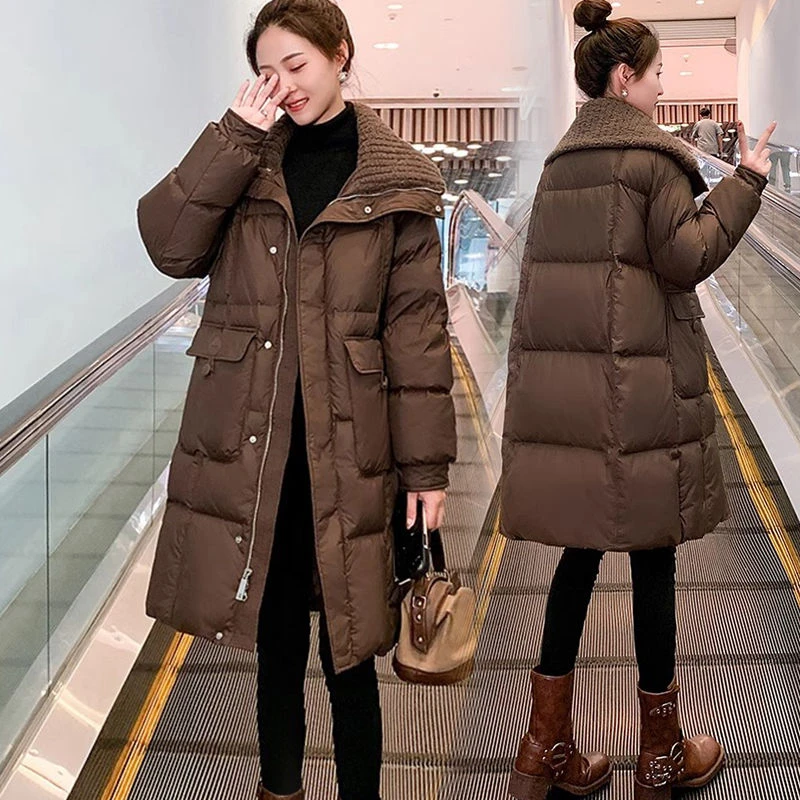 雅鹿新款羽绒服女中长款2023加厚冬季新款宽松连帽保暖白大码显瘦