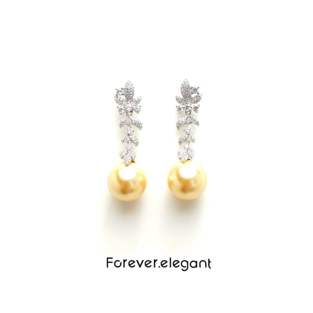 Forever elegant 铜合金合成锆石耳饰 豪华气质时尚金色-晨光