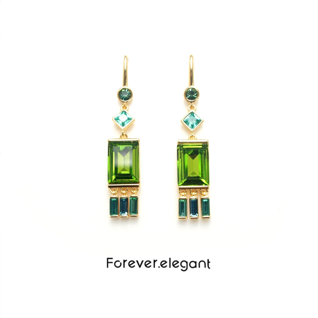 铜合金仿水晶耳饰 橄榄绿色轻奢设计师精致气质耳环-璀璨的诗篇