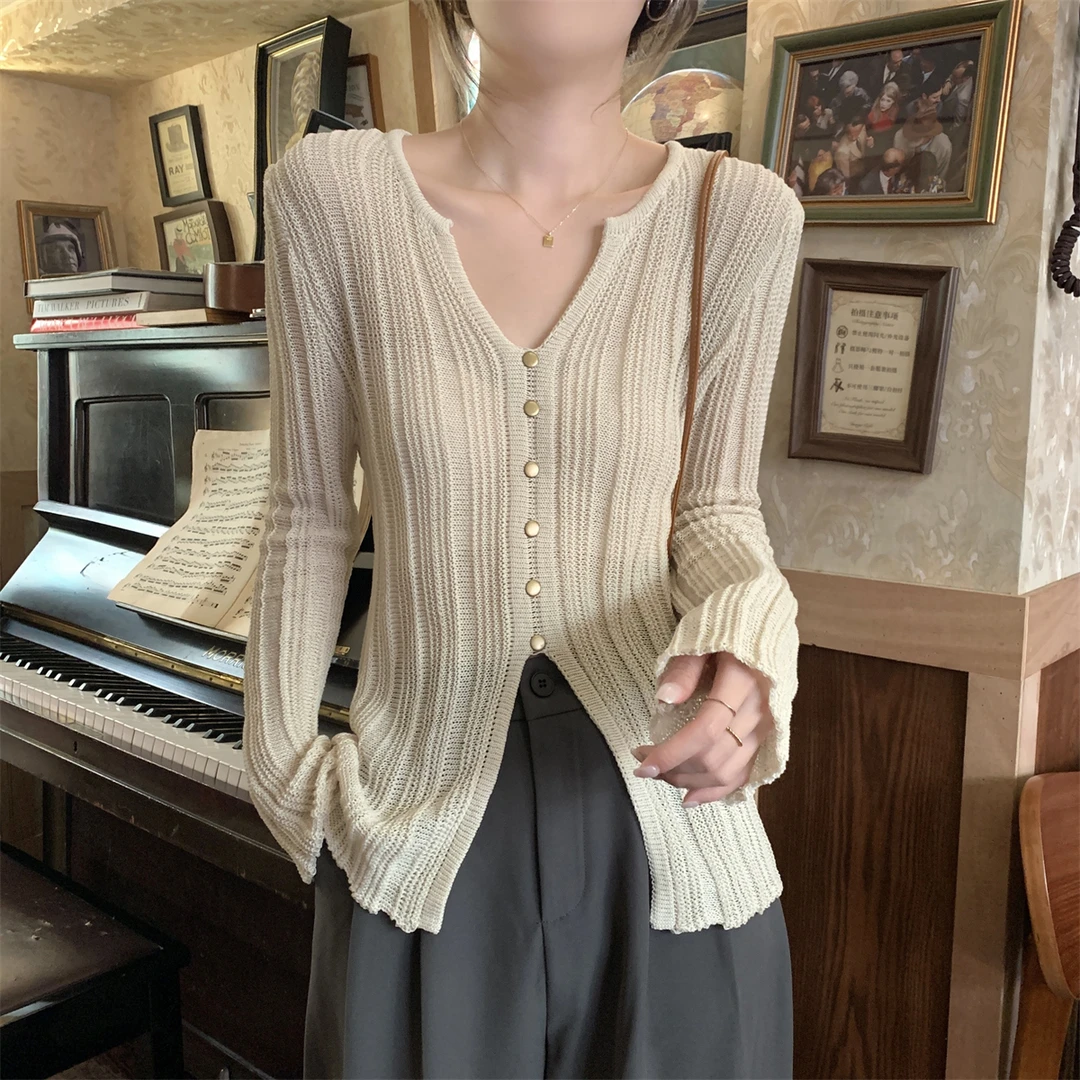 秋冬韩版V领气质冰麻开叉纽扣设计感针织长袖打底女毛衣#23B30