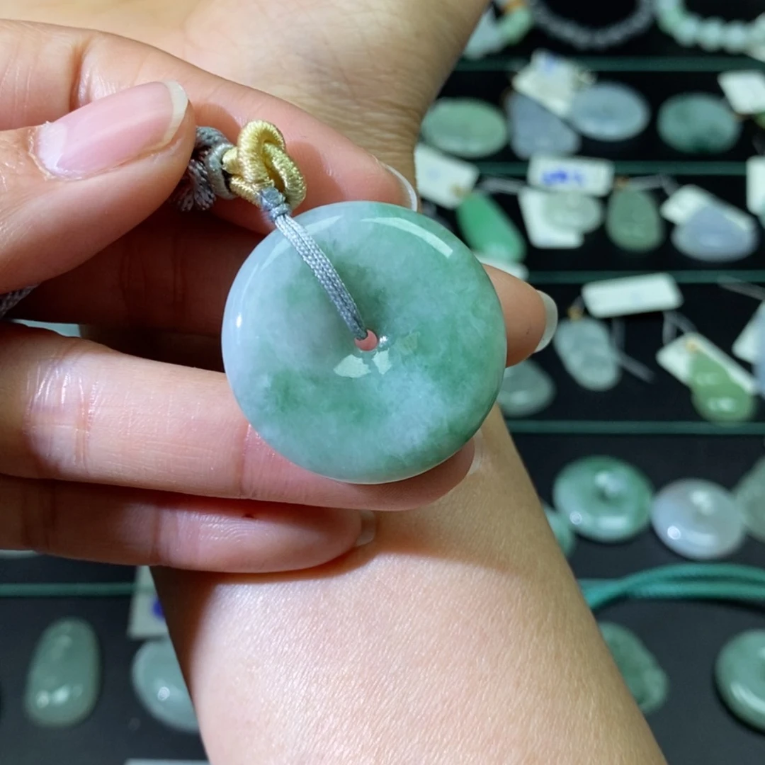 【闪购商品】翡翠吊坠(不含链)未镶嵌平安扣
