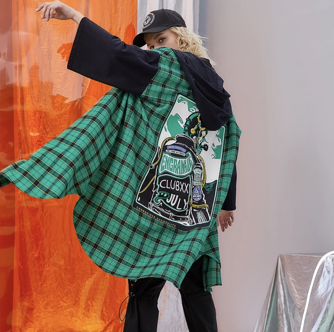 K06-52901-XX（中长款）春夏季骷髅宇航员印花连帽半袖衬衣