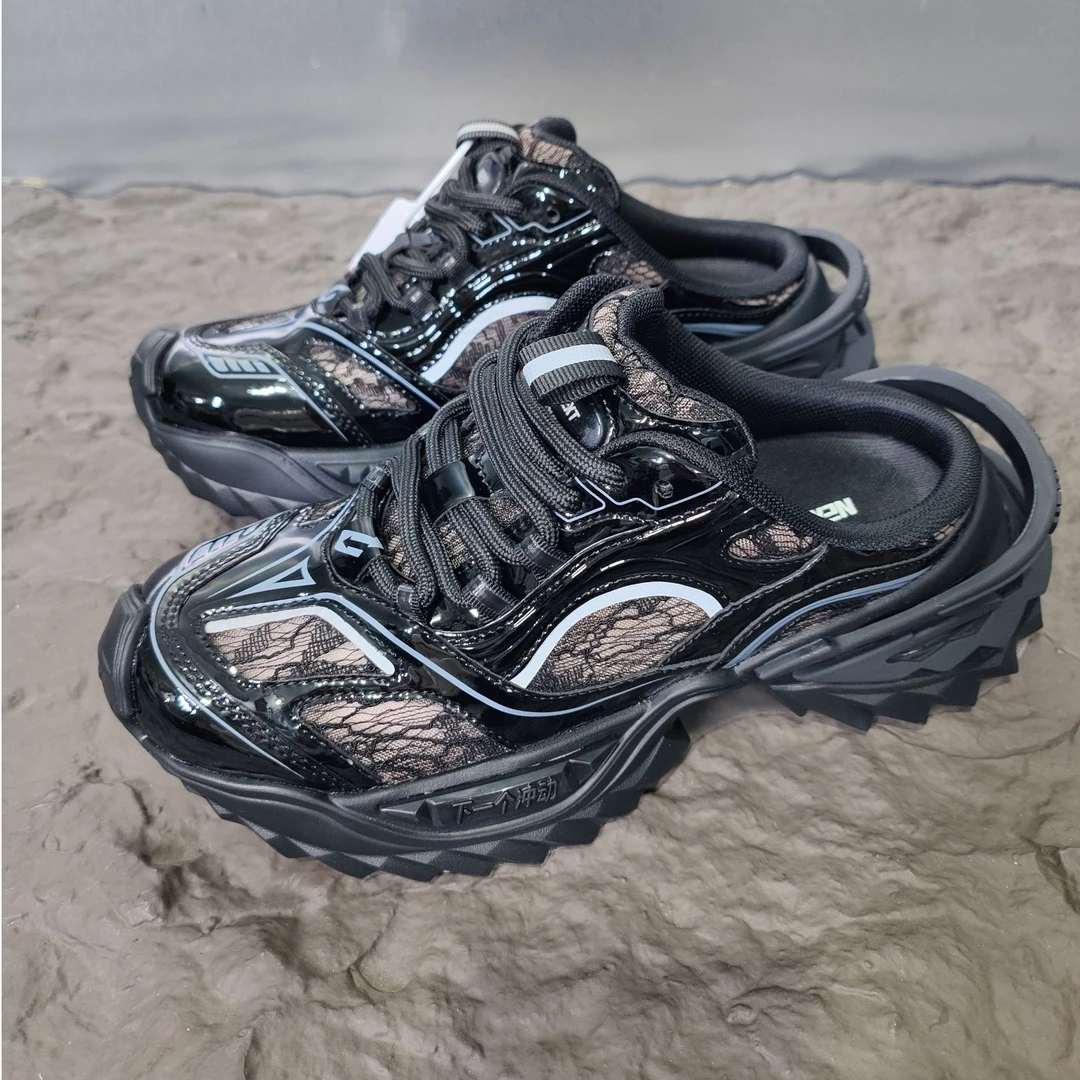 新仓-静谧黑-NI24Q1A020201-减负雅痞半托老爹鞋