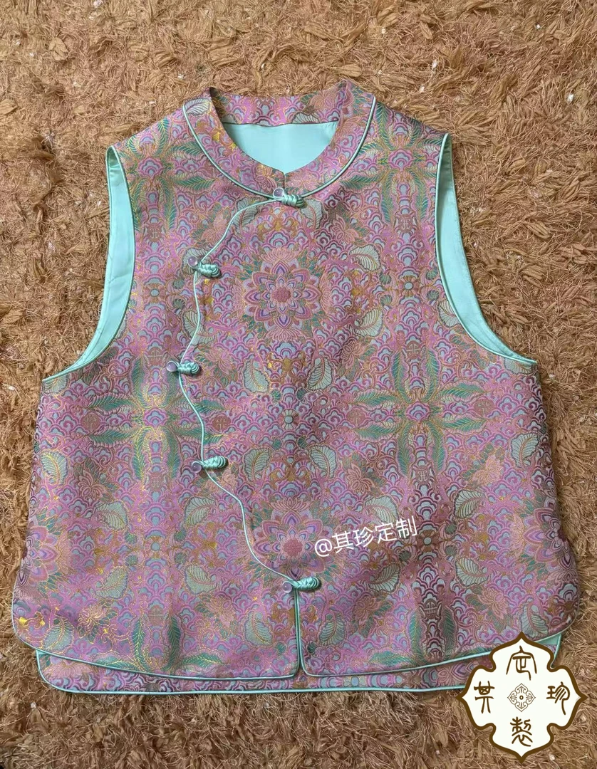 钱小萍彩鳞宝相花马甲