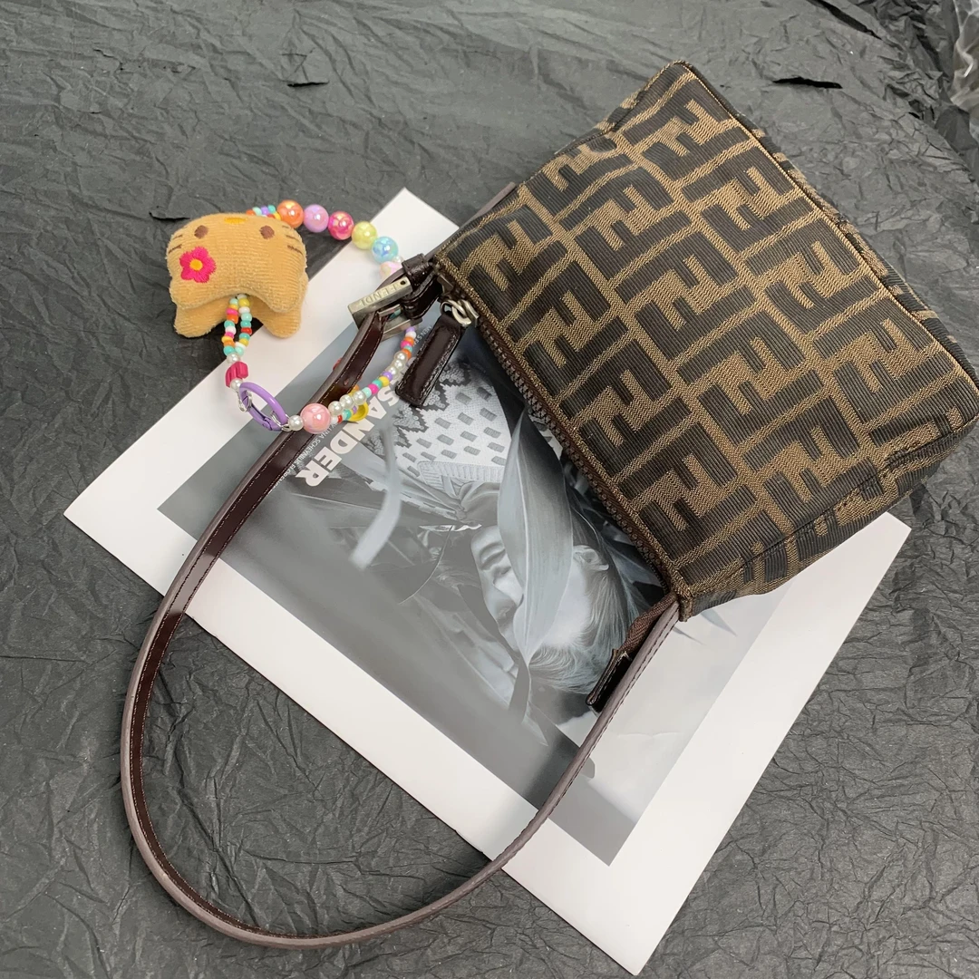 95新 FENDI/芬迪 芬迪老花单肩包/cy