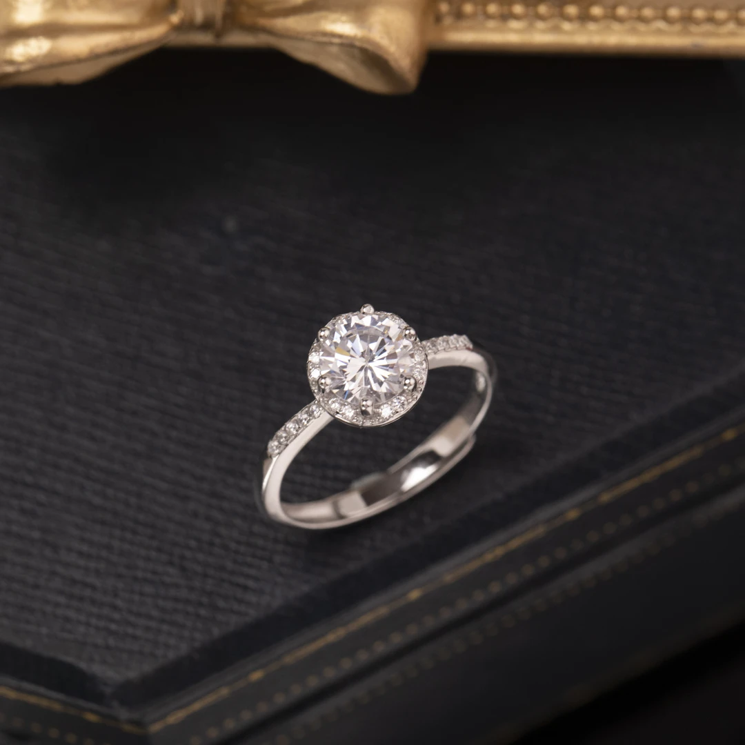 925银戒指 轻奢闪亮多彩锆石银戒指时尚气质设计款精致经典简约