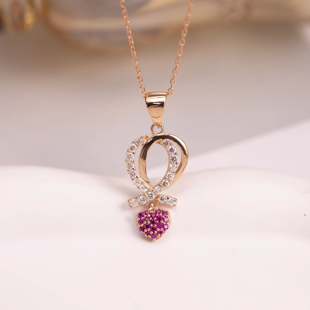 经典环环相扣爱心时尚气质百搭项坠2（7.9单坠颜色随机）