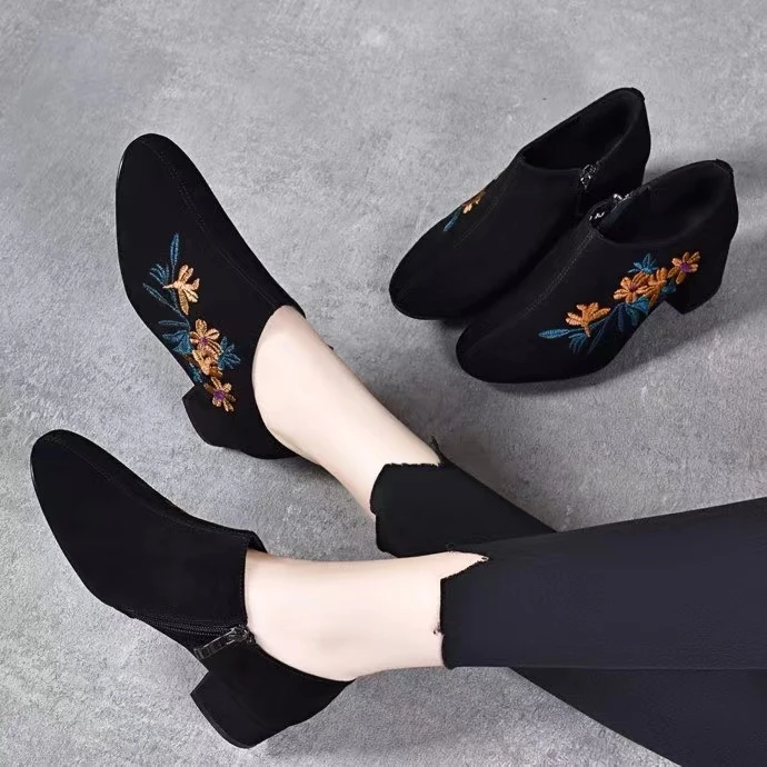 粗跟单鞋女2024春秋百搭软底新款深口中跟妈妈鞋圆头鞋绣花鞋舒适