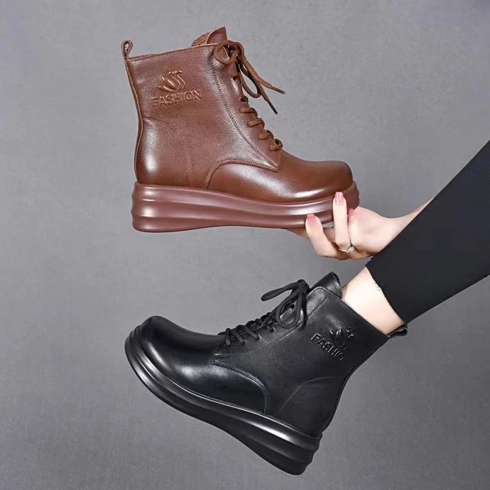 真皮厚底马丁靴女2023秋冬新款圆头坡跟软底复古妈妈靴小短靴加绒