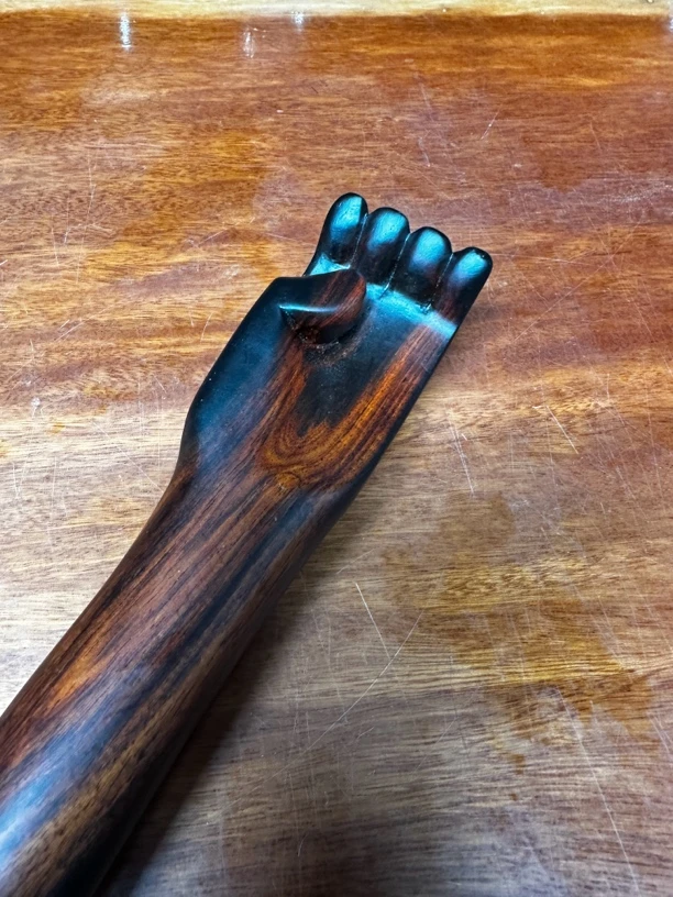 酸枝原木实用痒痒挠摆件花纹雕刻精美家用工艺品41*4