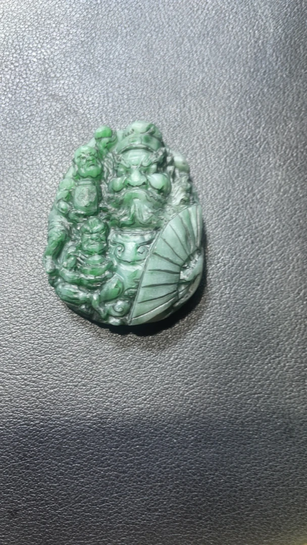 纯天然缅甸a货翡翠