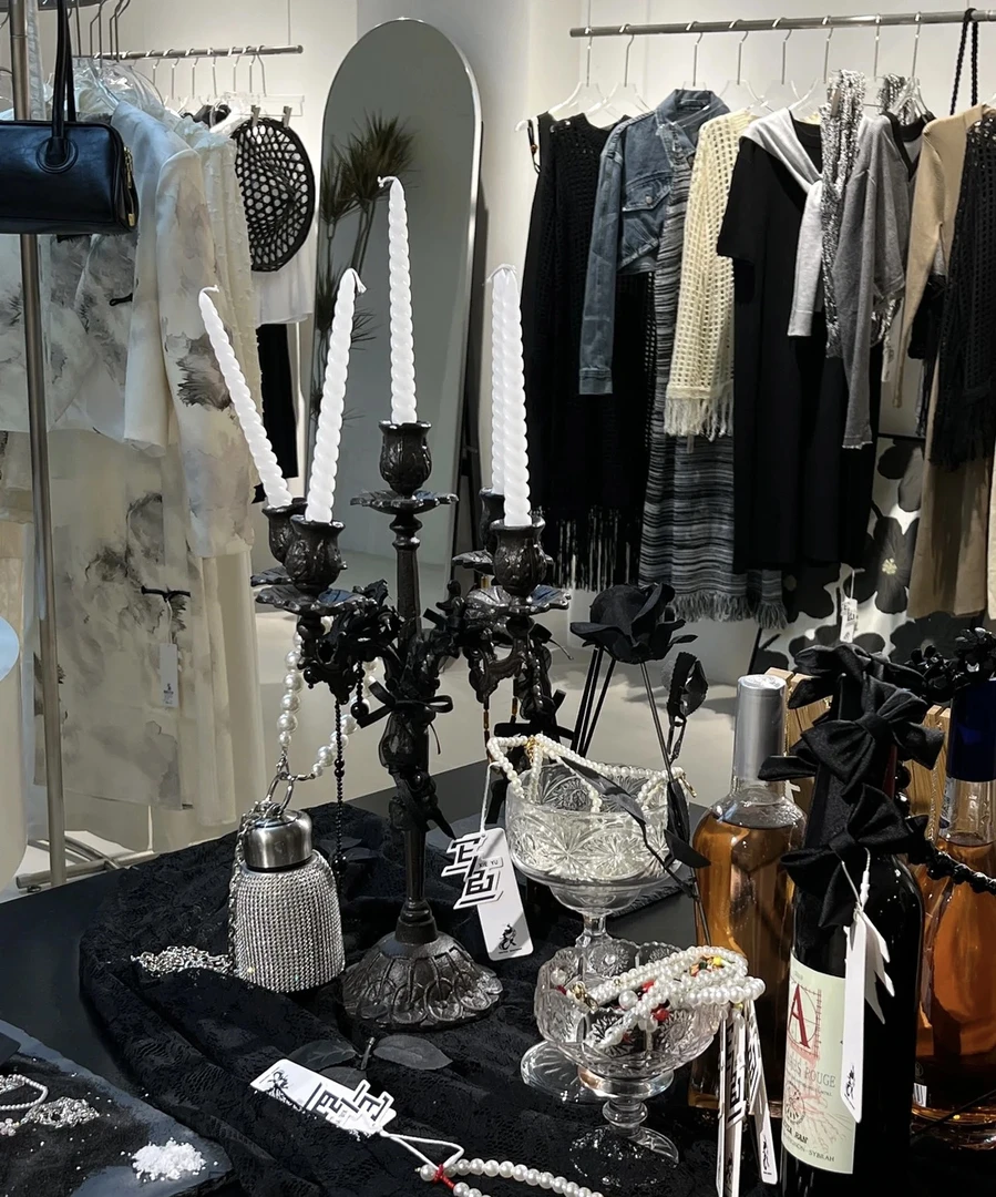 高品质美衣随机一件