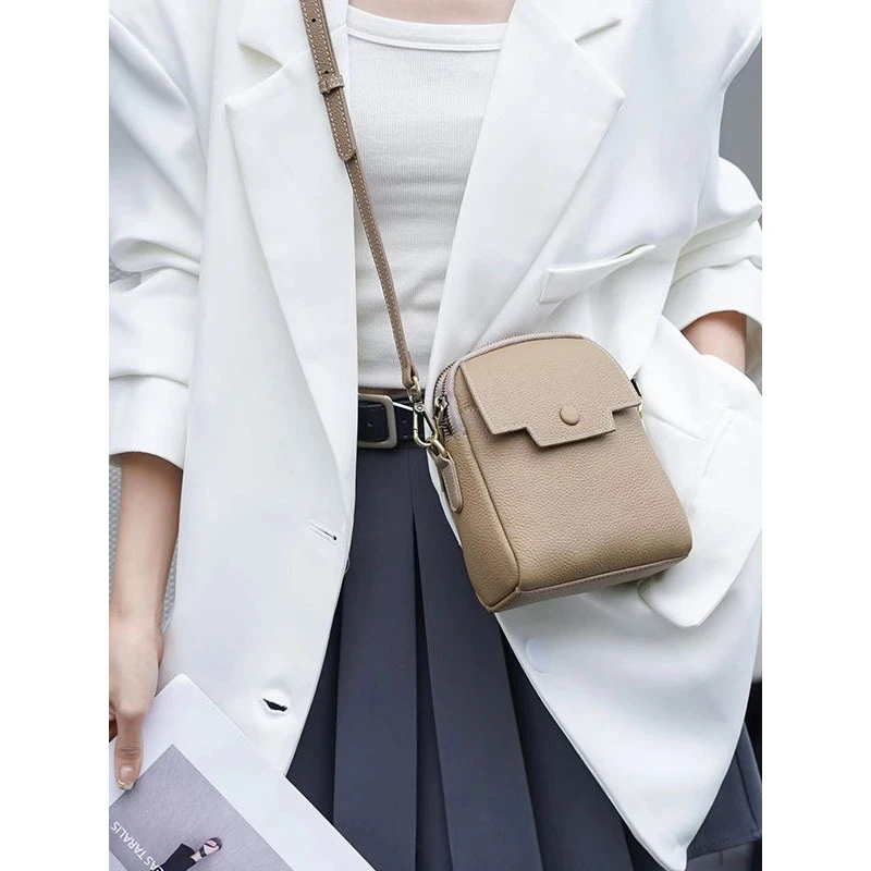 2024新款女士手机包时尚百搭斜挎包小众单肩包创意迷你小众真皮包