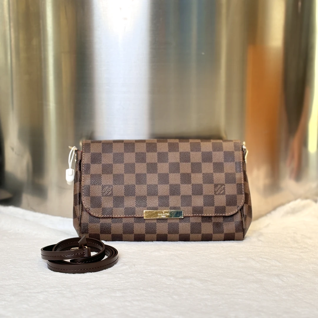 99新 LouisVuitton/路易威登 古有97新LV棋盘格挚爱中号7468