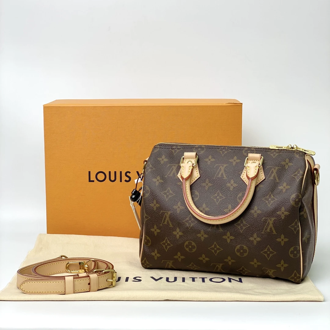 99新 LouisVuitton/路易威登 古有闲置LV25枕头肩带款5966