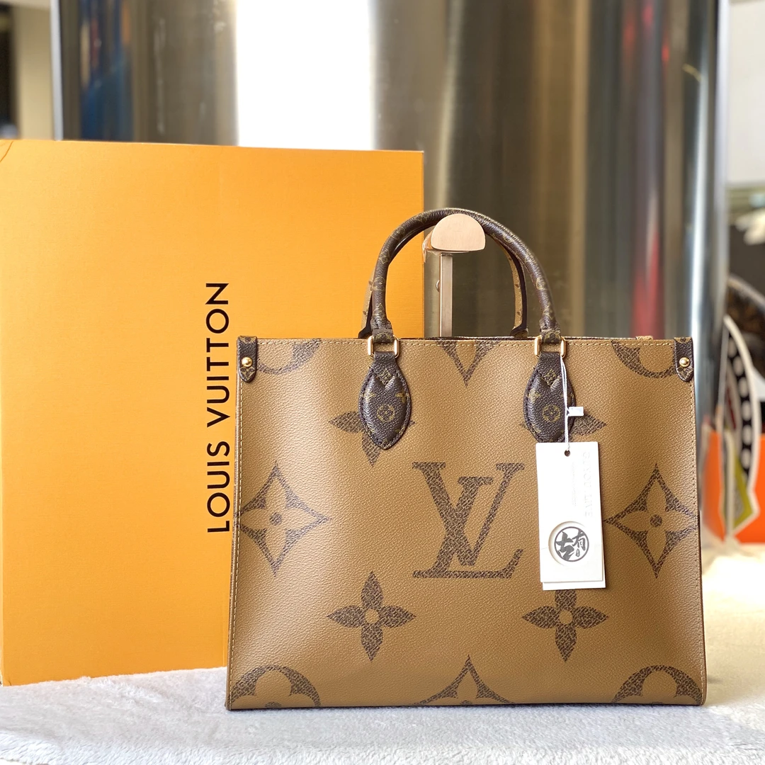 99新 LouisVuitton/路易威登 订金古有98新LV中号onthego托特包