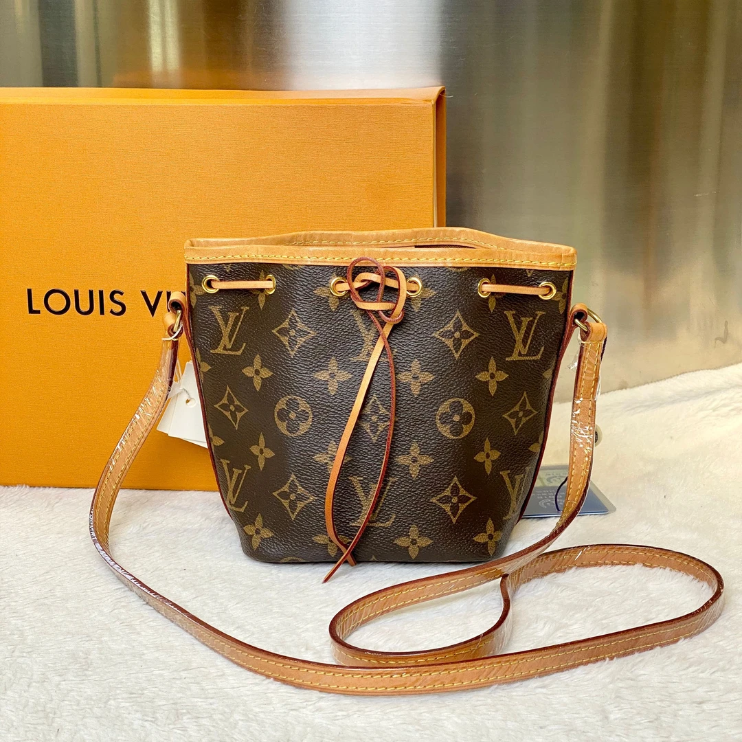 99新 LouisVuitton/路易威登 古有97新LV水桶nano斜跨小包7091