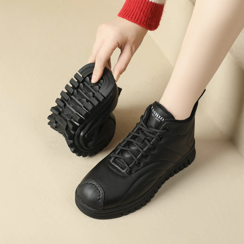 24新款秋冬女软底舒适平底加绒32小码百搭运动鞋休闲鞋女面包鞋