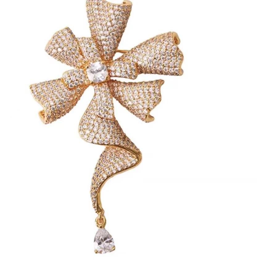 铜锆石胸针 阿玛施AMASS时尚复古百搭胸针5900535