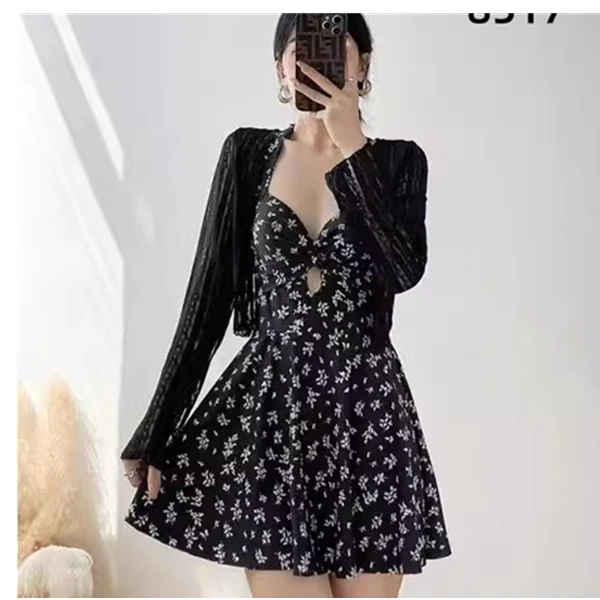 2024新款大码泳衣女爆款连体裙式宽松遮肉显瘦保守纯色泡温泉胖mm