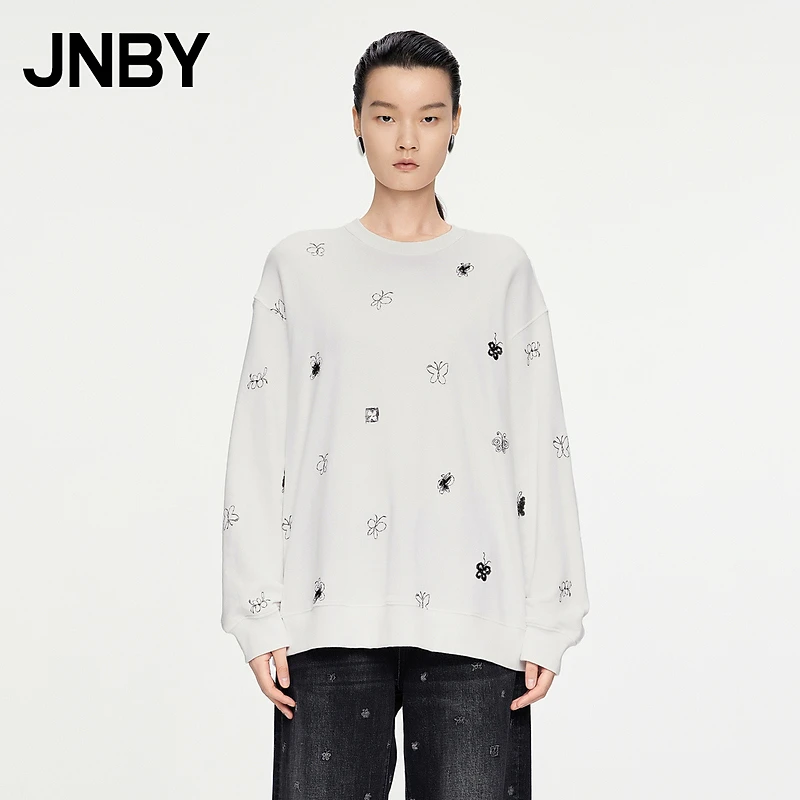 JNBY/江南布衣春秋卫衣宽松圆领套头小蝴蝶棉质绣花上衣5O8413440