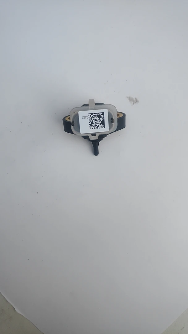 德龙X3000潍柴480机油压力传感器  潍柴430机油压力传感器