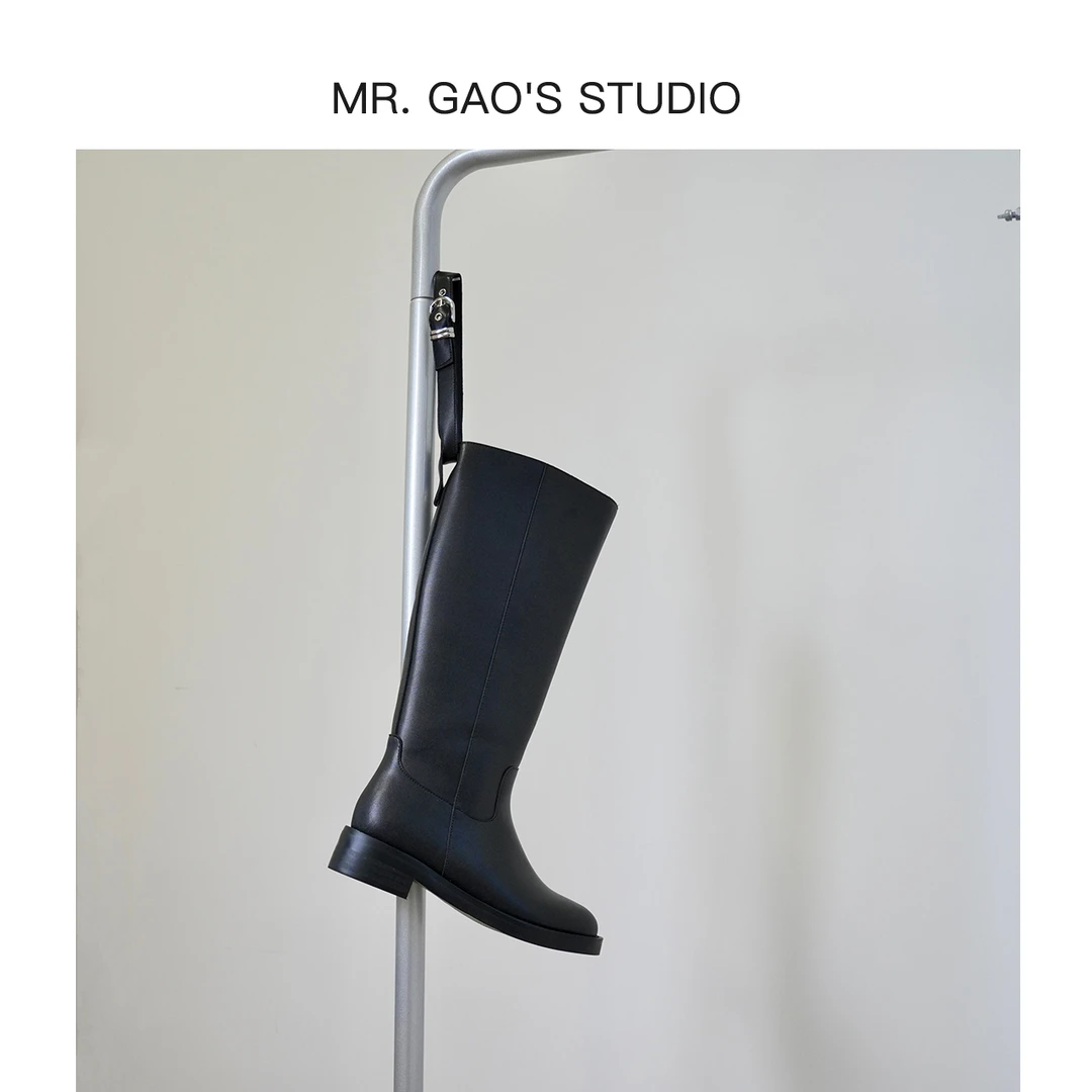 MR.GAO/高老板轻奢4cm圆头高筒骑士靴英伦风粗跟真皮扣带时尚女靴