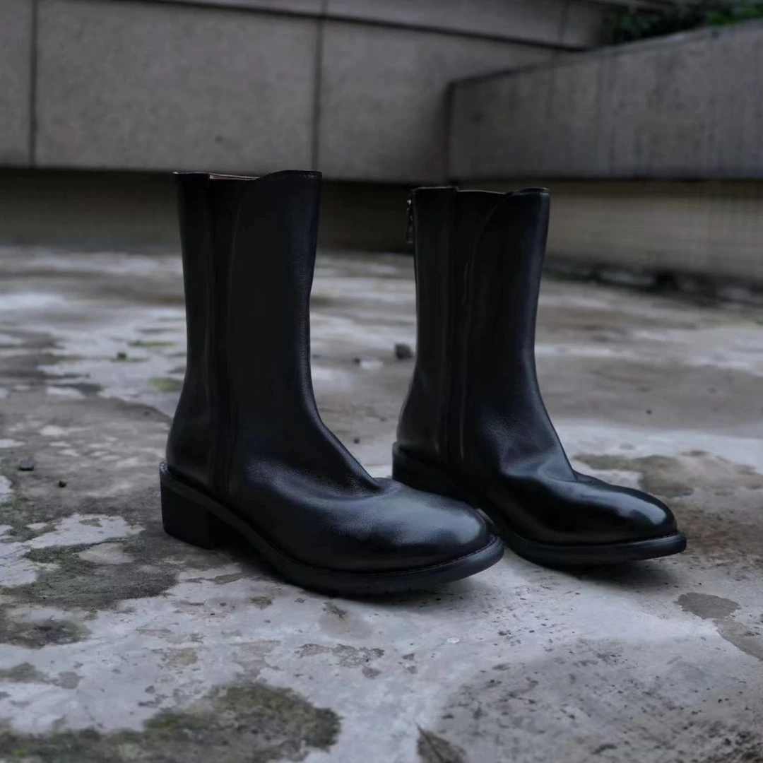 MR.GAO/高老板轻奢秋冬新款复古中筒经典烟管靴软底粗跟百搭/女靴