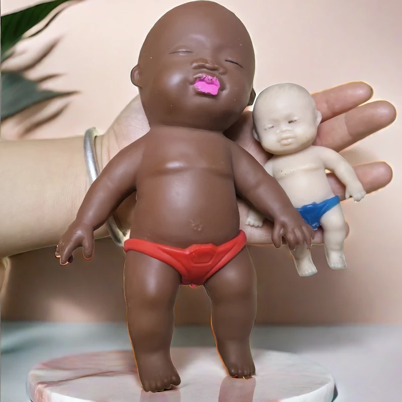 办公室解压掌心小娃娃装沙人偶仿真婴儿身玩具小黑人解压黑娃娃