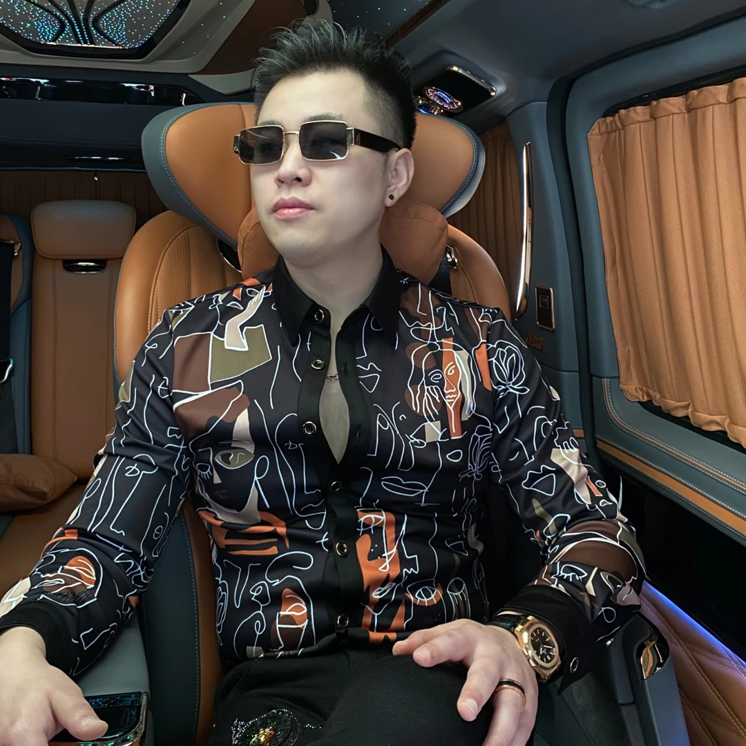 男士长袖纽扣翻领加绒保暖秋冬时尚休闲上衣衬衫轻奢潮流痞帅