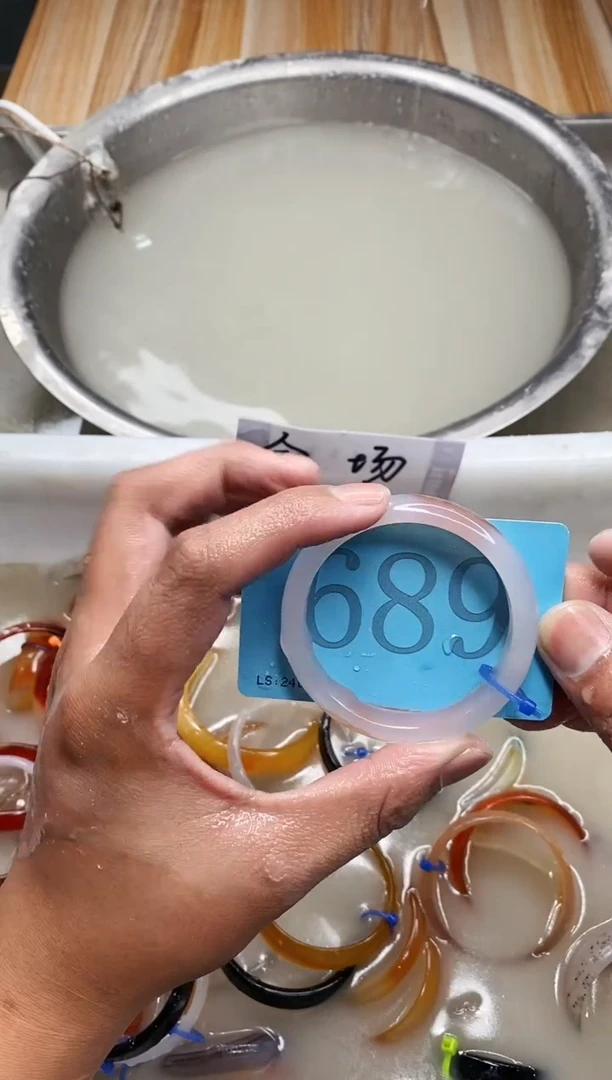 【闪购商品】玛瑙/玉髓手镯未镶嵌5455