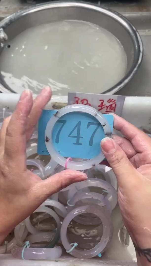 【闪购商品】玛瑙/玉髓手镯未镶嵌6162