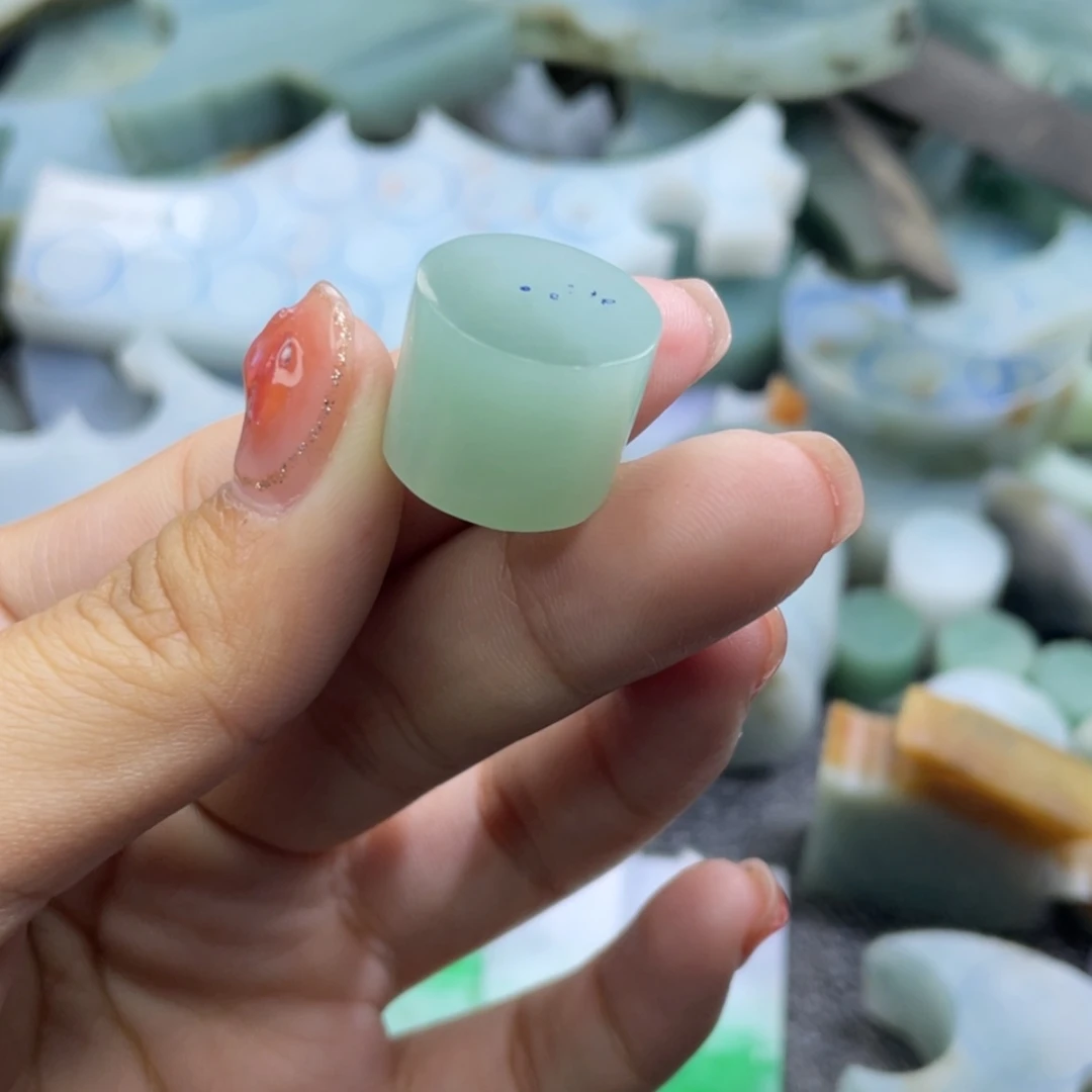 【闪购商品】定制翡翠未镶嵌?****a