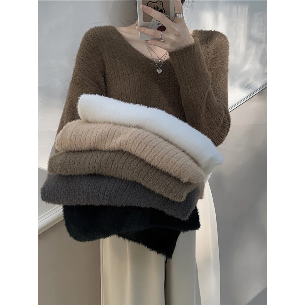 软糯水貂绒毛衣女秋冬慵懒风v领内搭针织打底衫宽松显瘦长袖上衣