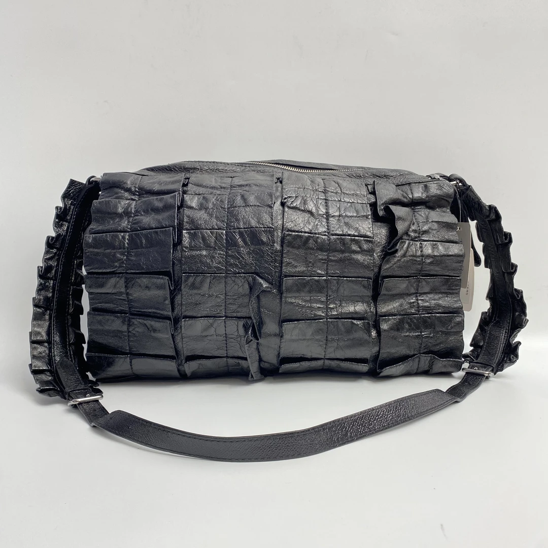 95新 MIU MIU/缪缪 黑色斜挎包86930