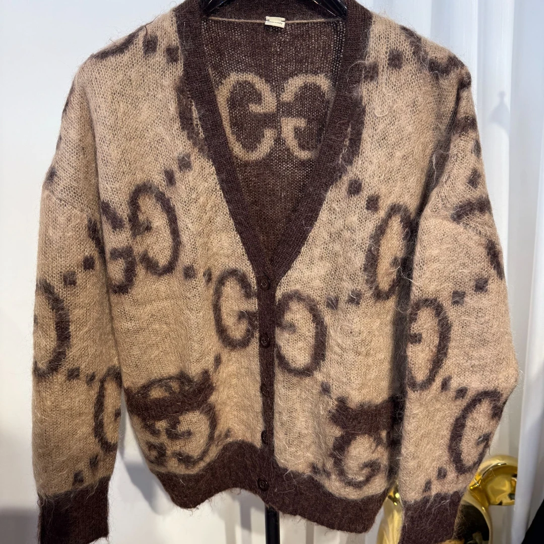 99新 GUCCI/古驰 古驰双面棕马海毛开衫D  246