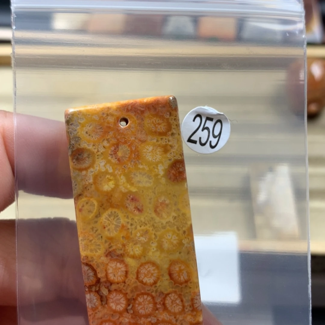 【闪购商品】硅化玉手链未镶嵌绳*阁