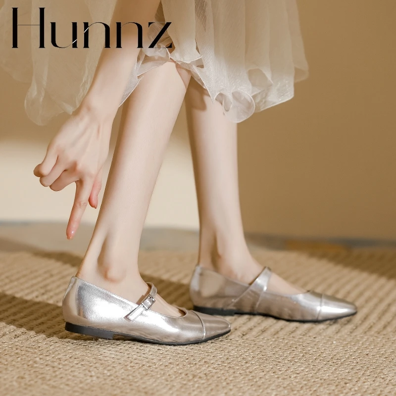 hunnz法式一字带玛丽珍鞋女软皮银色配裙子浅口女鞋软底不累脚平