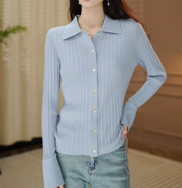 女子成鉴 秋季法式气质三色精纺毛衣 1160023X