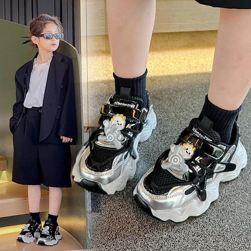 运动鞋2024年秋新款时尚男童魔术贴软底轻便跑步鞋女童休闲鞋百搭