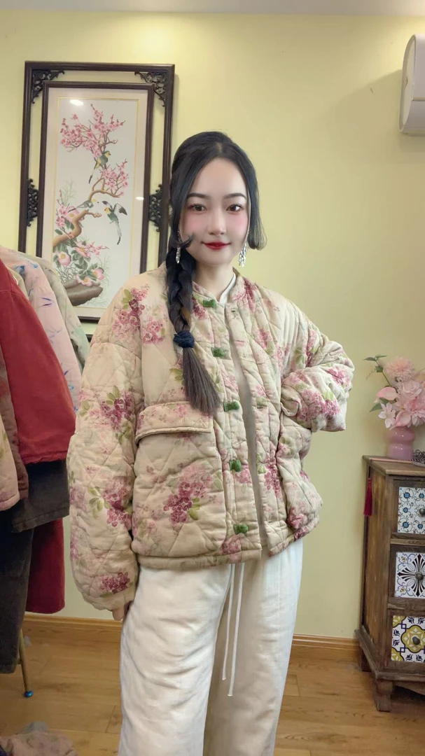 桃兮/加厚大口袋短款棉服