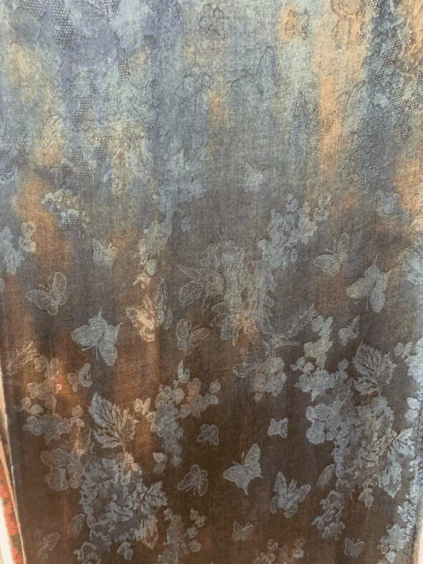 美人绿  绫罗绣布料